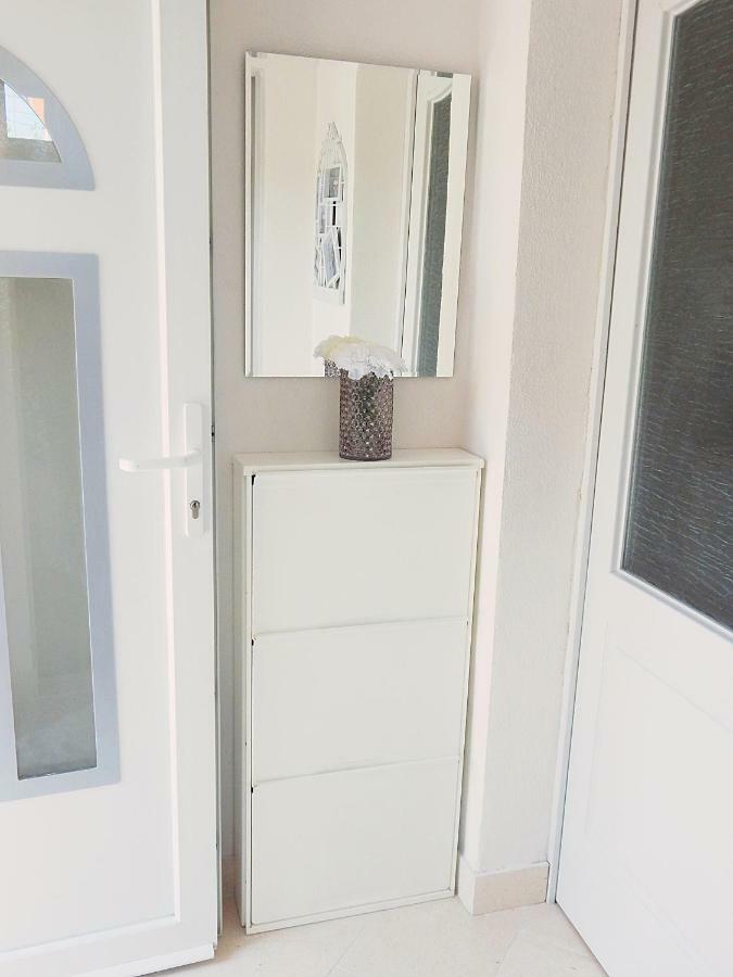 Apartment Brane Solin Luaran gambar